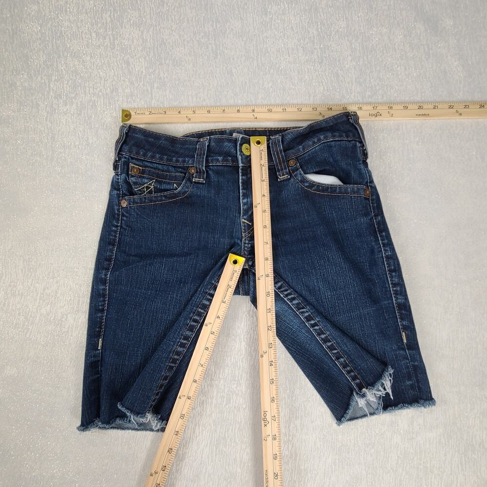 True Religion VTG women's blue Jean shorts midrise cut off  Size 31 Beachy Jorts - Picture 3 of 8